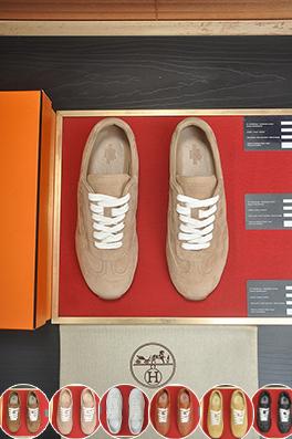 エルメス 新しいドイツ製のトレーニングシューズとスケートシューズ