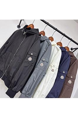 モンクレール 新作フード付きウィンドブレーカー