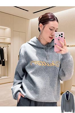 ルイヴィトン レターレザーロゴニットパーカー