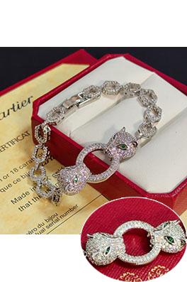 カルティエ レディースダイヤモンドがちりばめられたパンサーのブレスレット