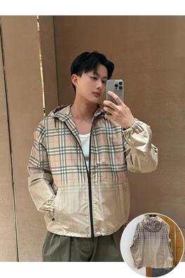 バーバリー グラデーションチェック柄のフード付きジャケット