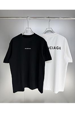 バレンシアガコピー Balenciaga ダメージデザインの半袖Tシャツ