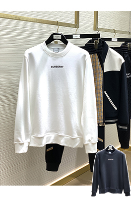 バーバリー Burberry ファッショナブルでカジュアルなクルーネックスウェットシャツ