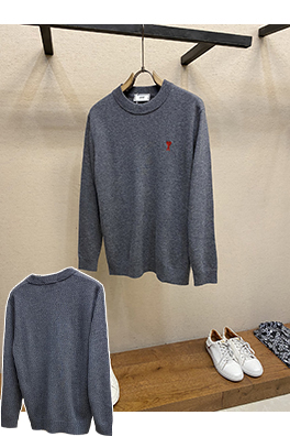 アミスーパーコピー Ami Paris ハート型のA字刺繍入りカップルウールセーター