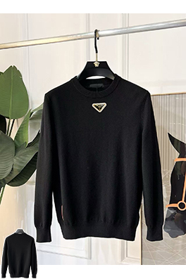 プラダ クラシックなトライアングルロゴクルーネックセーター