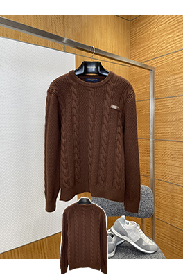 ルイヴィトン レザーラベルケーブルニットクルーネックセーター