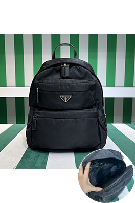 プラダ キングオブザヒルバックパック