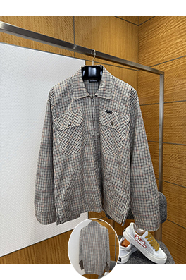 バレンシアガ チェック柄ポケット付きジップアップジャケット