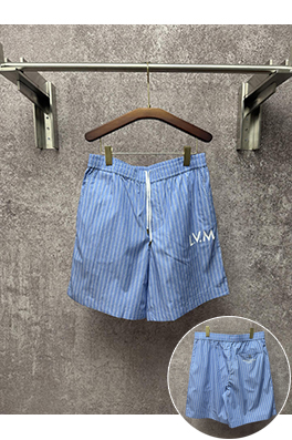 ルイヴィトン ファレルウィリアムスの新作ストライプショーツ