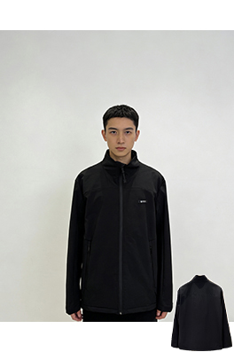 プラダ タグ付き機能性ジャケット