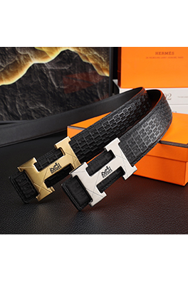 エルメス 新モデルメンズパンチングベルト