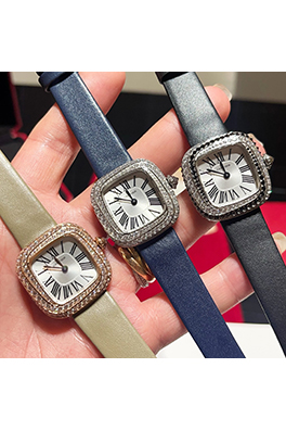 カルティエスーパーコピー クッション型ジュエリーウォッチ腕時計