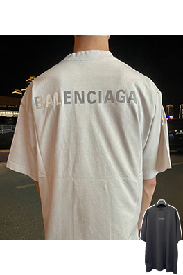 バレンシアガコピー Balenciaga 反射ロゴプリント入り半袖Tシャツ