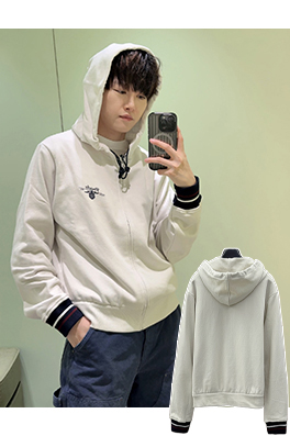 プラダ PRADA レトロなプレッピースタイルのジップアップスウェットジャケット