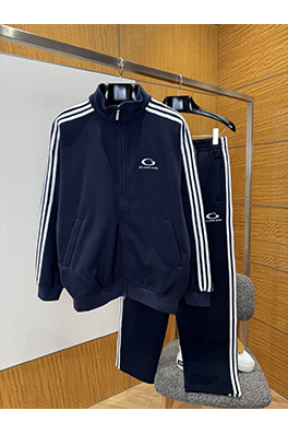 バレンシアガ BALENCIAGA 刺繍りトリムトラックスーツ