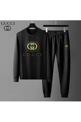 グッチブランドスーパーコピー Gucci 新モデル人気のクルーネックのスウェットシャツとパンツのセット