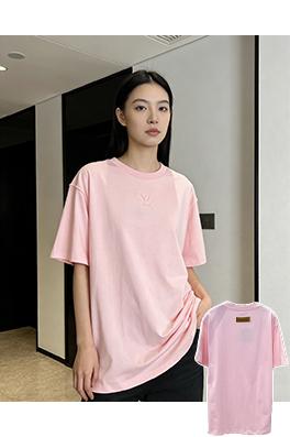 ルイヴィトン エンボスロゴ入り半袖Tシャツ