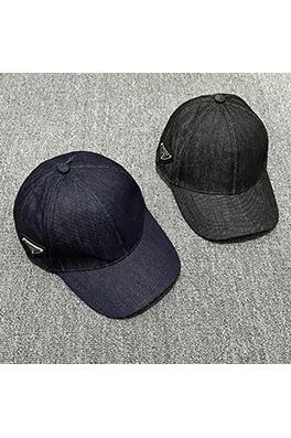 プラダ クラシックなカウボーイベースボールキャップ