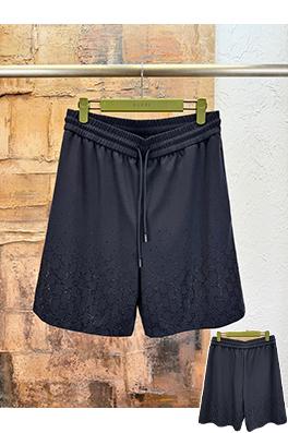 グッチ ダイヤモンド装飾のショートパンツ