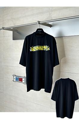 バレンシアガブランドスーパーコピー BALENCIAGA 春夏コレクションイエローテープのずれプリントゆったりとした半袖Tシャツ