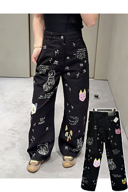 ロエベ Louis wain スタイリッシュな猫柄ジーンズ