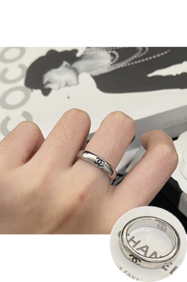 シャネル ダブルC ブラックエナメルリング