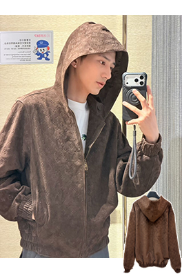 ルイヴィトン 全面プリントのフード付きジャケット