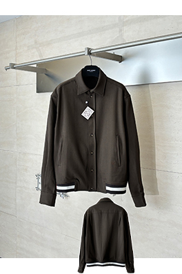 ロエベ ブラウンのギャバジンの長袖襟付きシャツ