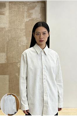 グッチスーパーコピー ストライプ柄の総柄ロゴ入り長袖襟付きシャツ