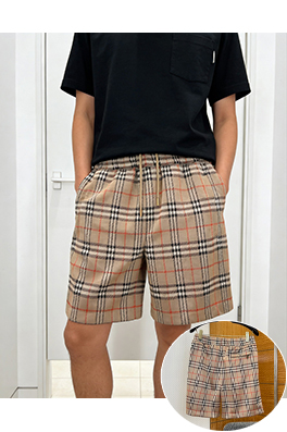 バーバリースーパーコピー チェック柄のドローストリング付きカーゴショーツ