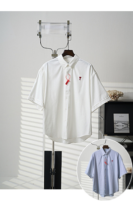 アミコピー ハートの刺繍がったボックスシルエットの半袖シャツ