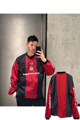 バレンシアガブランドスーパーコピー BALENCIAGA 赤とグレーのカラーブロックVネック長袖シャツ