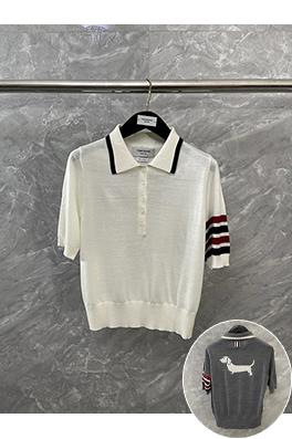 トムブラウンコピー レディース背面にクラシックなダックスフンドの刺繍がされたウールカラーのニット半袖ポロシャツ