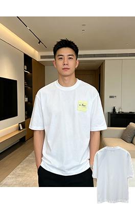 アミコピー JE T'AIME 付箋柄プリントのクルーネック半袖Tシャツ