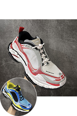 バレンシアガ Triple S .2 プラットフォームレースアップローカットチャンキースニーカー（XAバージョン）