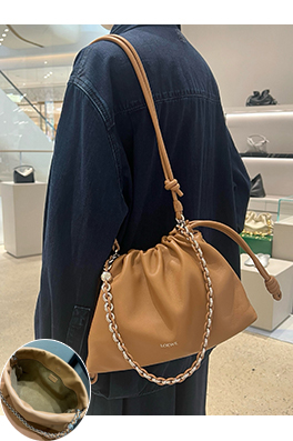 ロエベスーパーコピー Flamenco Purse レディースクラウドバッグ