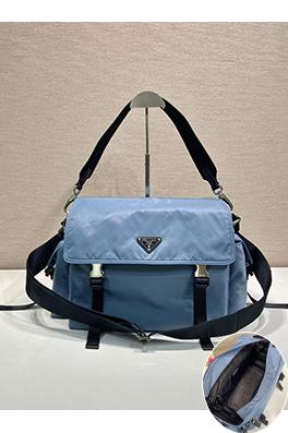 プラダ クラシック小包