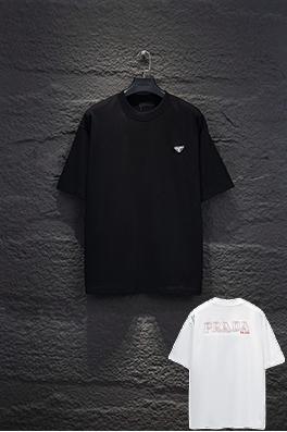 プラダ PRADA 胸元に輸入された三角形のロゴ刺繍が施された半袖Tシャツ