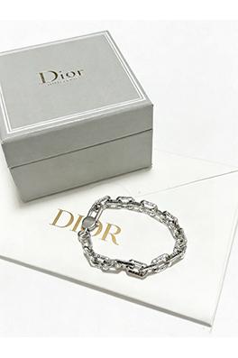 ディオールスーパーコピー ロックパンク タイシルバー レトロブレスレット