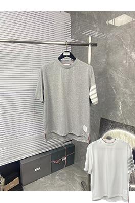 トムブラウンスーパーコピー バックロゴ入り半袖Tシャツ