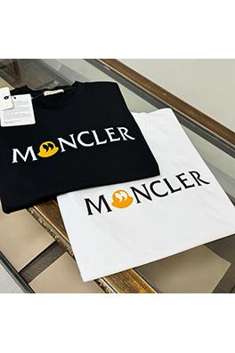 モンクレール 新作のスタイリッシュなラウンドネック半袖Tシャツ