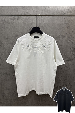 クロムハーツブランドスーパーコピー 4層アップリケクロスステッチ半袖Tシャツ