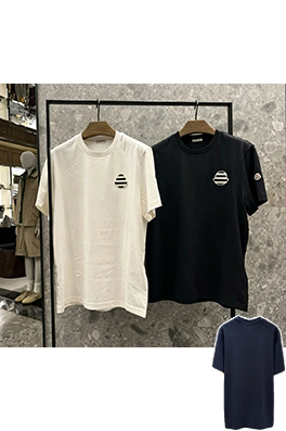 モンクレール ストライプロゴパッチ付き半袖Tシャツ