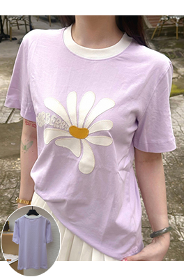 バーバリー レディースデイジー刺繍入り半袖Tシャツ
