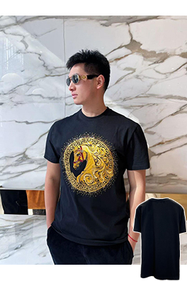 ヴェルサーチ クラシックなゴールドの馬の頭の刺繍とラインストーンがあしらわれたクルーネックの半袖Tシャツ