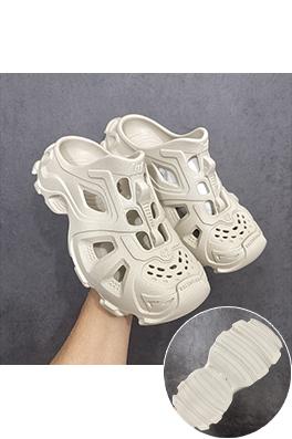 バレンシアガスーパーコピー BALENCIAGA Mold Rubber Slide Sandals 成形ゴム製のスリッパとサンダル