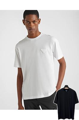 プラダ 三角形のワッペンが付いた半袖Tシャツ