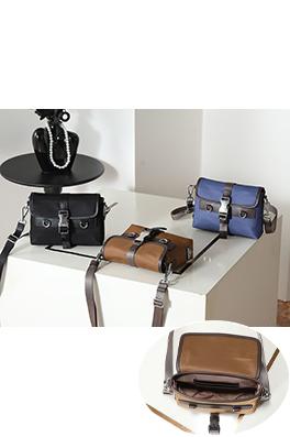 プラダ Re-Nylon 牛革とナイロン製の布製スマホケース