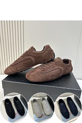 プラダ偽物 新モデルクラシックなドライビングシューズ