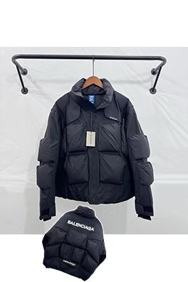 バレンシアガ BALENCIAGA 最新の秋冬フード付きダウンジャケット